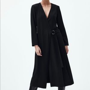 3/4 length sleeve black maxi dress with pleating and silver belt XS